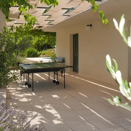 Bacio With Heated Pool, Starlink Internet فيلة Brstanovo