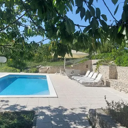 Bacio With New Heated Pool Brstanovo