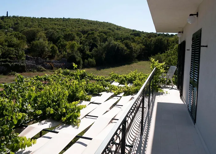 Bacio With Heated Pool, Starlink Internet Villa *