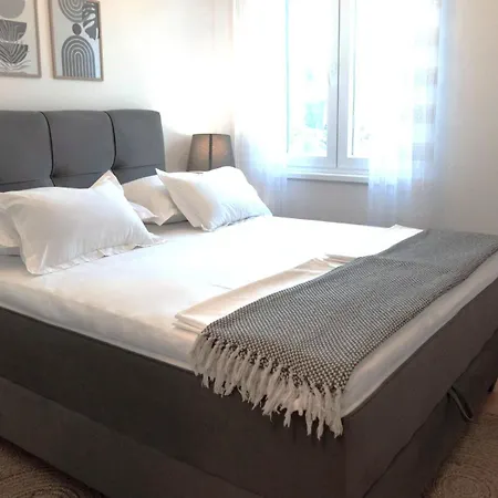 Villa Bacio With Heated Pool, Starlink Internet