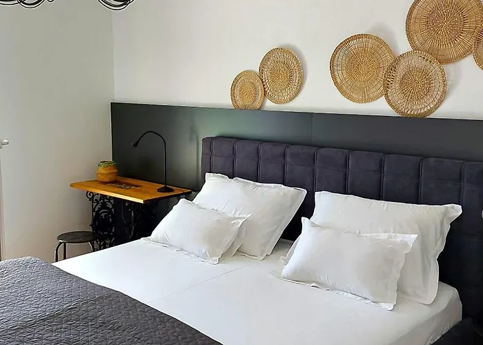 빌라 Bacio With Heated Pool, Starlink Internet