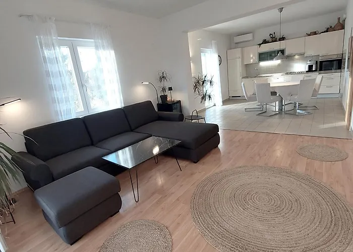 Bacio With Heated Pool, Starlink Internet 빌라